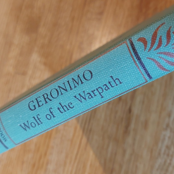 Vintage Book Geronimo Wolf of the Warpath - Picture 8 of 8
